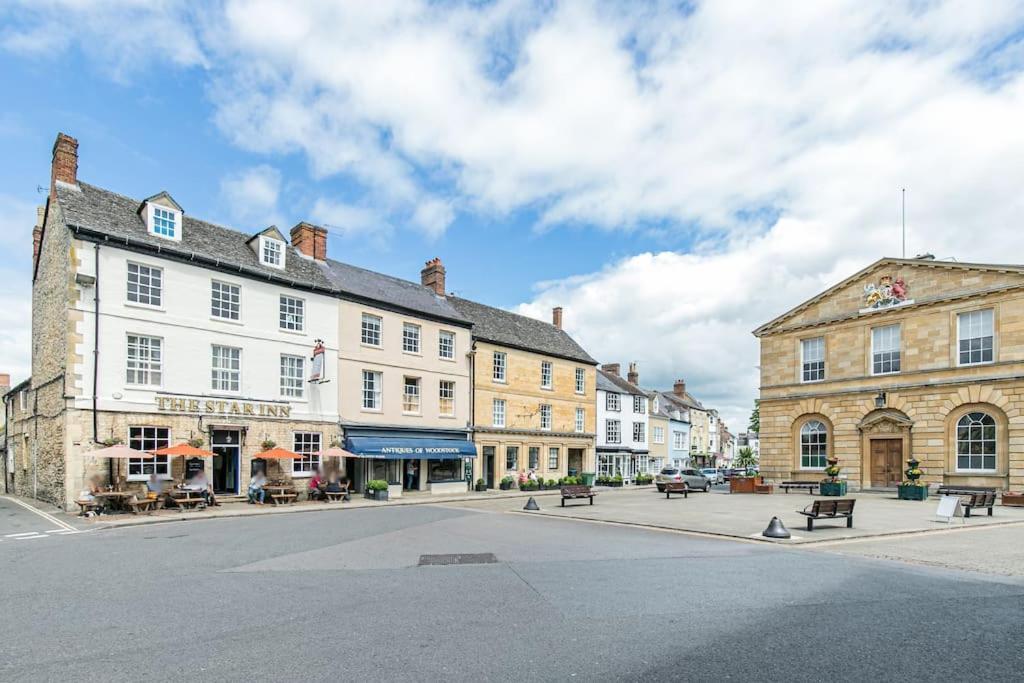 Oxfordshire Living - The Vanbrugh Apartment - Вудсток Экстерьер фото